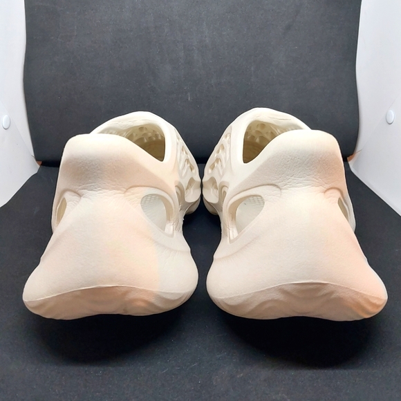 Adidas Yeezy Foam RNNR Runner Mist Mens Size-10 - Picture 5 of 9